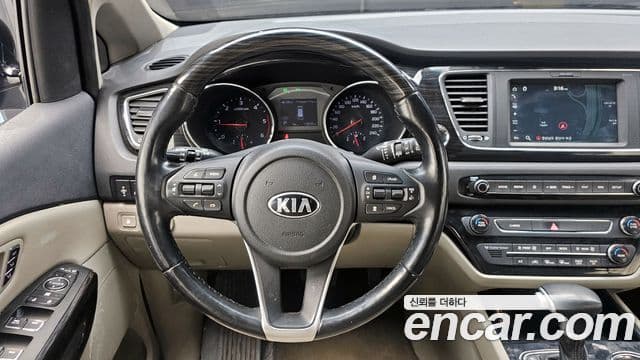 Kia The / новый New Carnival Special, 2020 13