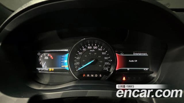 Ford Explorer 5세대, 2017 8