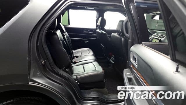 Ford Explorer 5세대, 2017 12