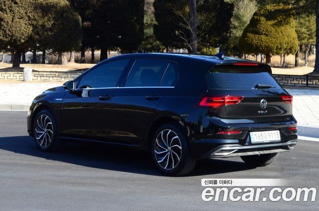Volkswagen Гольф 8세대 Prestige, 2024 2
