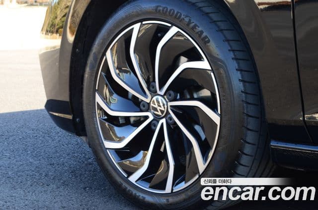 Volkswagen Гольф 8세대 Prestige, 2024 все фото