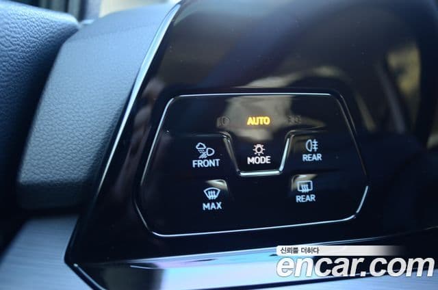 Volkswagen Гольф 8세대 Prestige, 2024 13