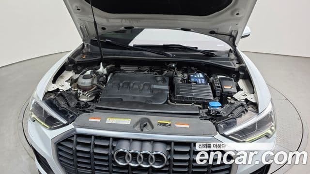 Audi Q3 (F3), 2020 6