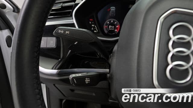 Audi Q3 (F3), 2020 17