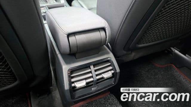 Audi Q3 (F3), 2020 18