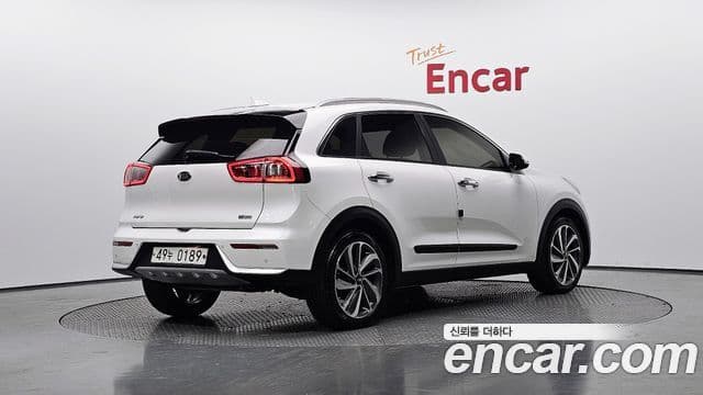 Kia Niro Prestige, 2017 2