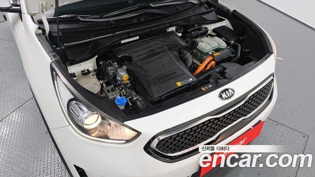 Kia Niro Prestige, 2017 6