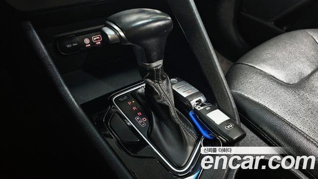 Kia Niro Prestige, 2017 9