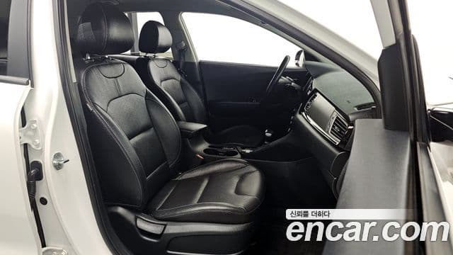 Kia Niro Prestige, 2017 10