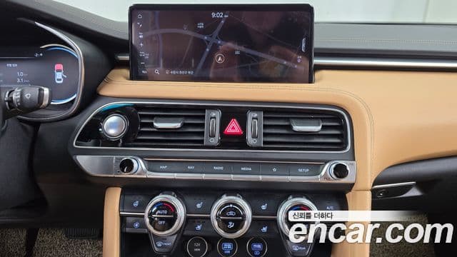 Genesis The / новый New G70, 2022 14