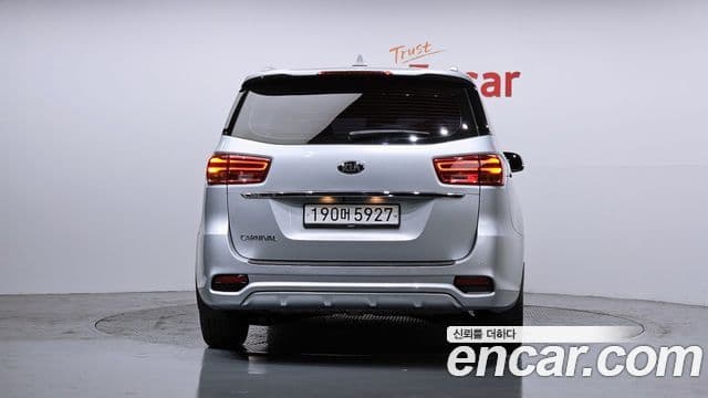 Kia The / новый New Carnival Luxury, 2019 4