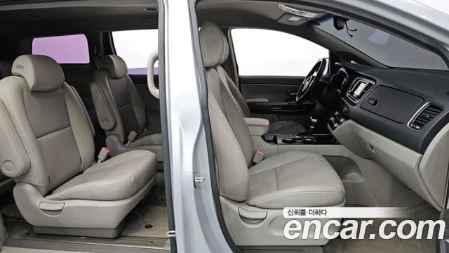 Kia The / новый New Carnival Luxury, 2019 10