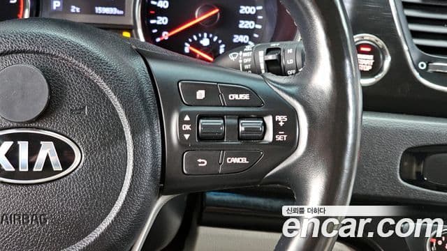 Kia The / новый New Carnival Luxury, 2019 19