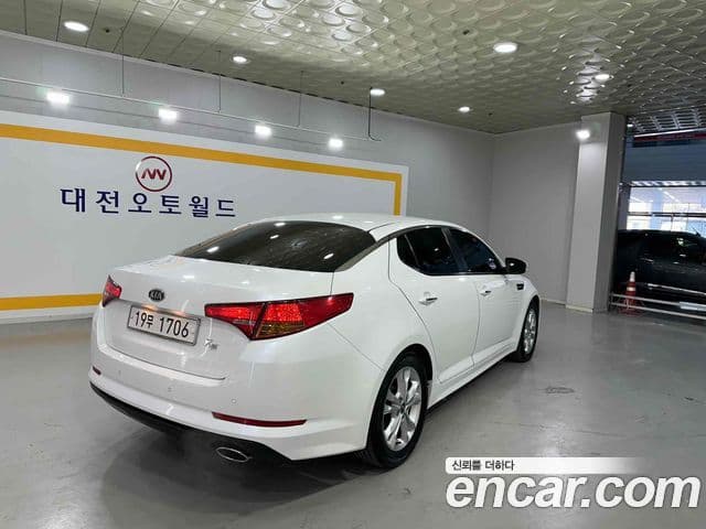 Kia K5 Luxury, 2011 6