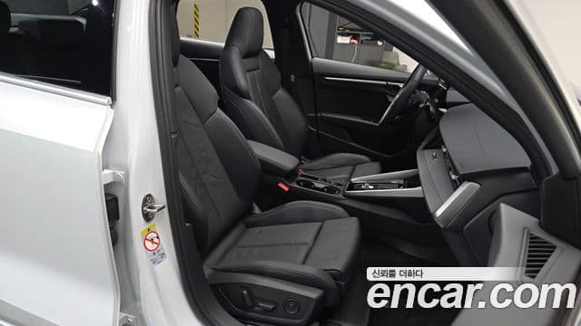 Audi A3 (8Y) Premium, 2022 10