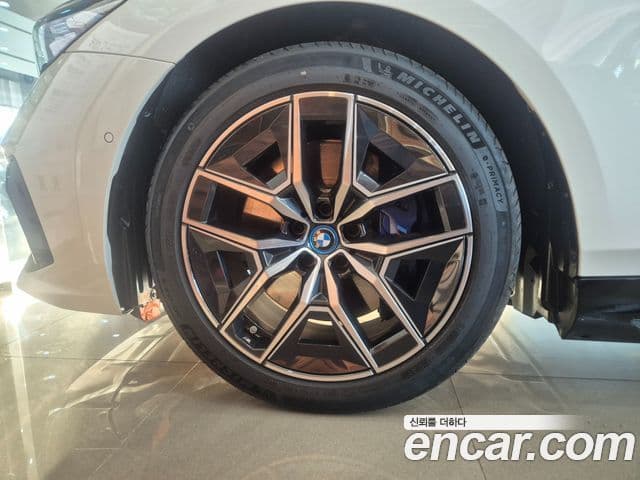 BMW i5 (G60) eDrive 40 M Sport, 2024 все фото