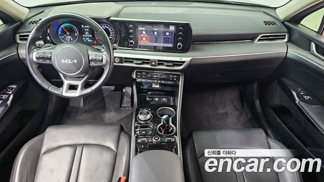 Kia K5 гибрид 3세대 Prestige, 2023 7
