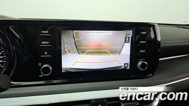 Kia K5 гибрид 3세대 Prestige, 2023 16