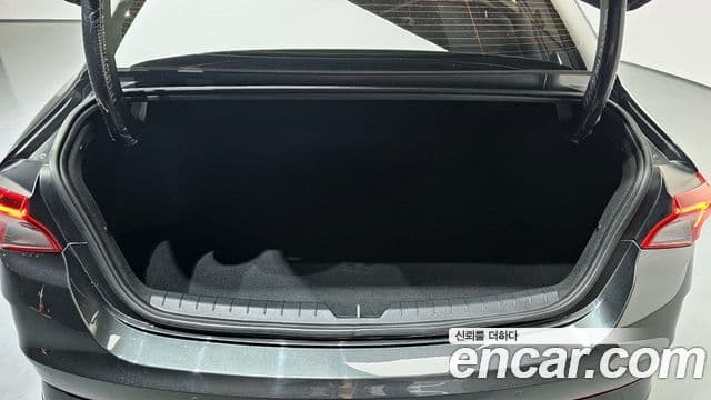 Kia K5 гибрид 3세대 Prestige, 2023 20