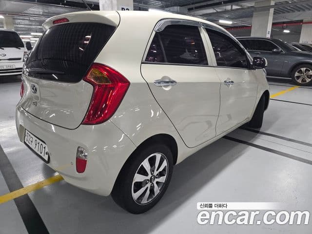 Kia All New Morning Deluxe Trendy, 2014 6