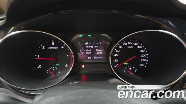 Kia All New Carnival Prestige, 2016 8