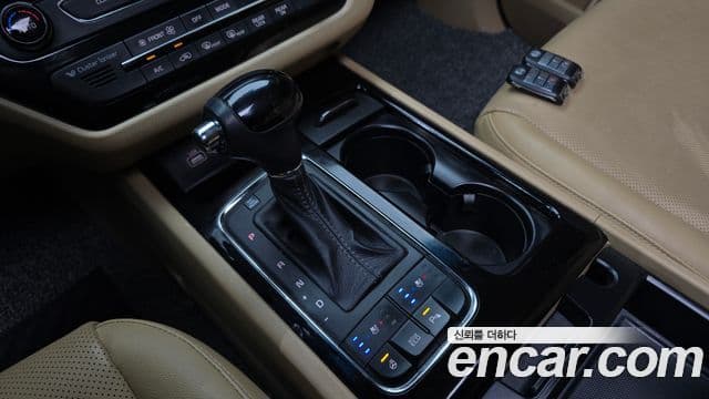 Kia All New Carnival Prestige, 2016 9