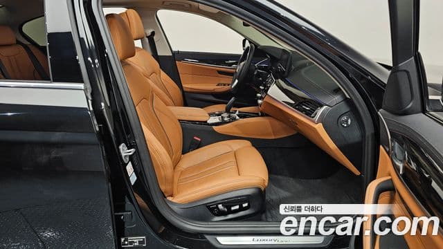 BMW 5시리즈 (G30) Luxury, 2023 11