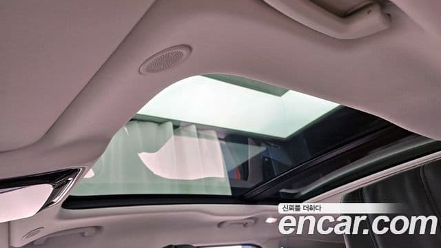 Land Rover Range Rover Velar 3.0 P400 Dynamic HSE, 2025 19