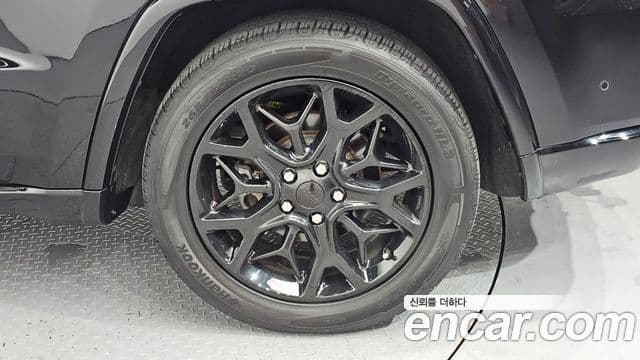 Jeep Grand Cherokee WK2, 2019 все фото