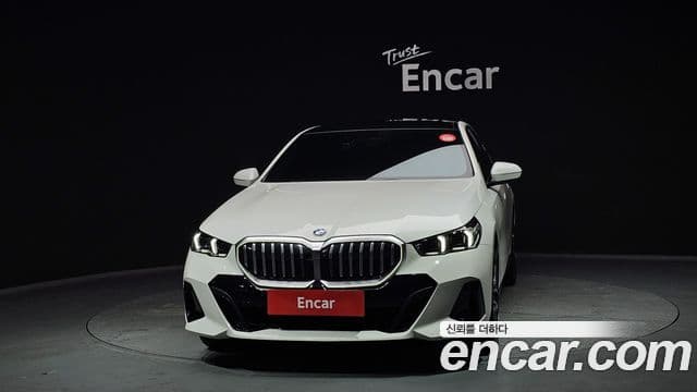 BMW 5시리즈 (G60) 520i M Sport, 2025 3