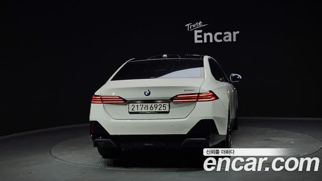 BMW 5시리즈 (G60) 520i M Sport, 2025 4