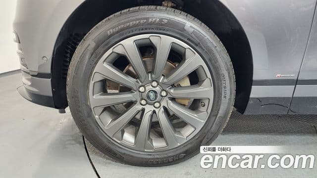 Land Rover Range Rover Velar 2.0 D240 R-Dynamic SE, 2018 все фото