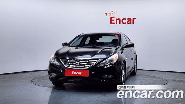 Hyundai YF Sonata Luxury, 2010 3