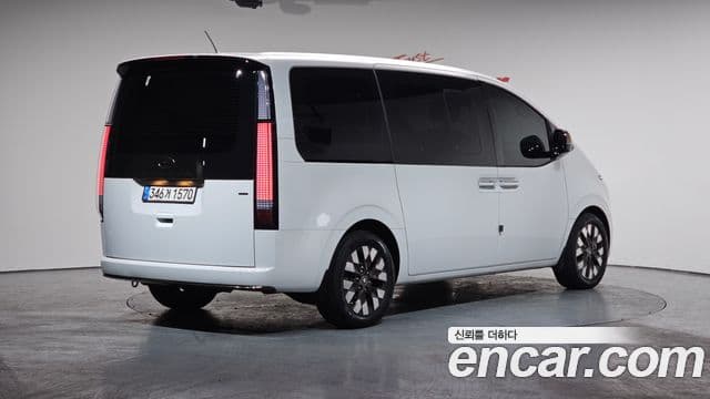 Hyundai Staria Inspiration, 2022 2