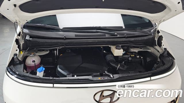Hyundai Staria Inspiration, 2022 6