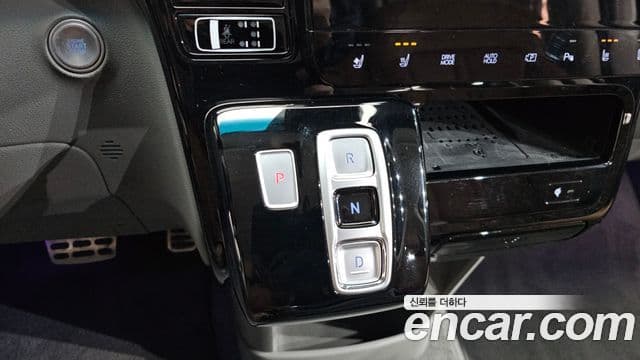 Hyundai Staria Inspiration, 2022 9