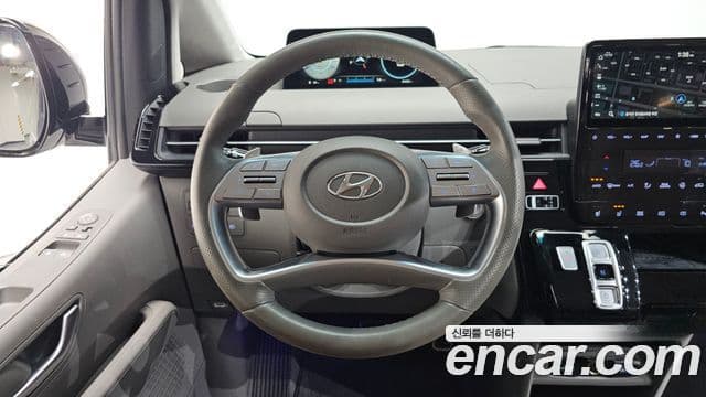 Hyundai Staria Inspiration, 2022 13