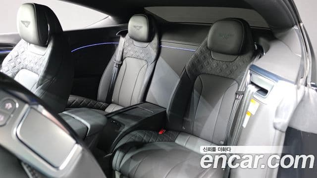 Bentley Continental GT 3세대 4.0 GT Azure, 2023 11