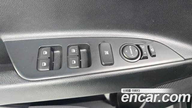 Kia Stonic Trendy, 2018 18