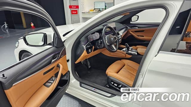 BMW 5시리즈 (G30) 520i M Sport, 2023 11