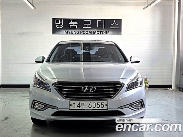 Hyundai LF Sonata Premium, 2015 1