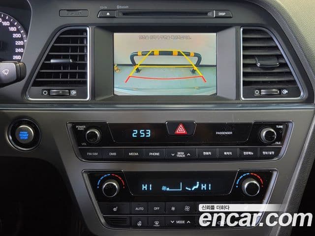 Hyundai LF Sonata Premium, 2015 11