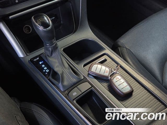 Hyundai LF Sonata Premium, 2015 13