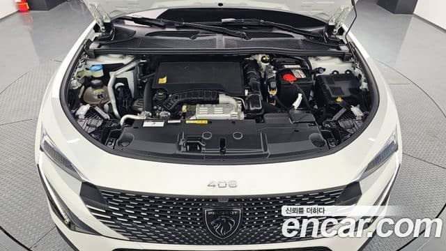 Peugeot 408 1.2 Pure Tech Allure, 2023 6
