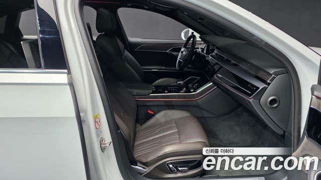 Audi A8 (D5) 55 TFSI Quattro Premium LWB, 2023 11