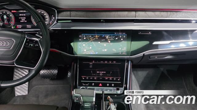 Audi A8 (D5) 55 TFSI Quattro Premium LWB, 2023 14