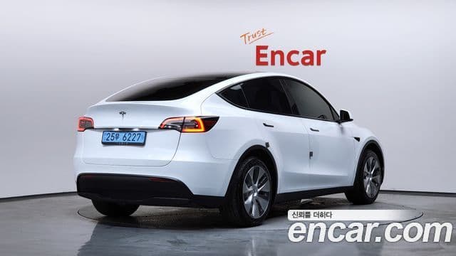 Tesla модель Y, 2024 2