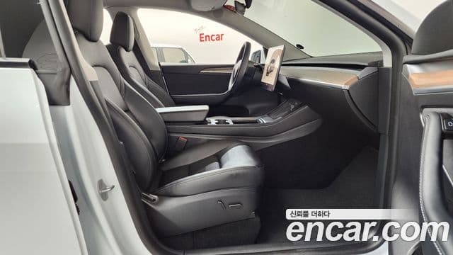 Tesla модель Y, 2024 11