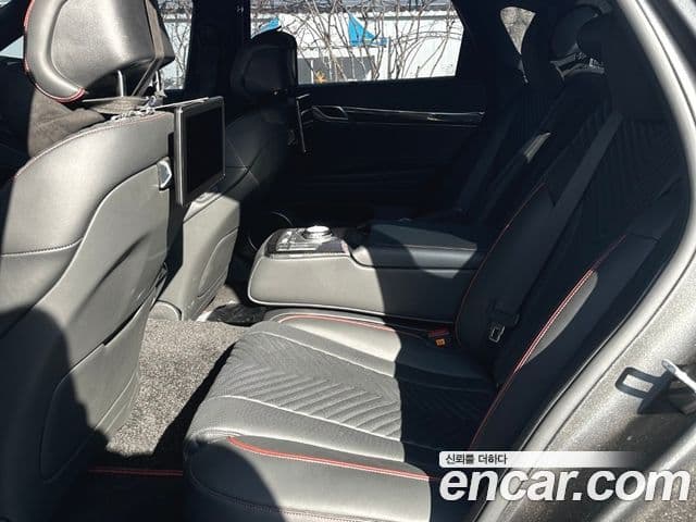 Genesis G80 (RG3) бензин 2.5 турбо 2WD, 2024 8