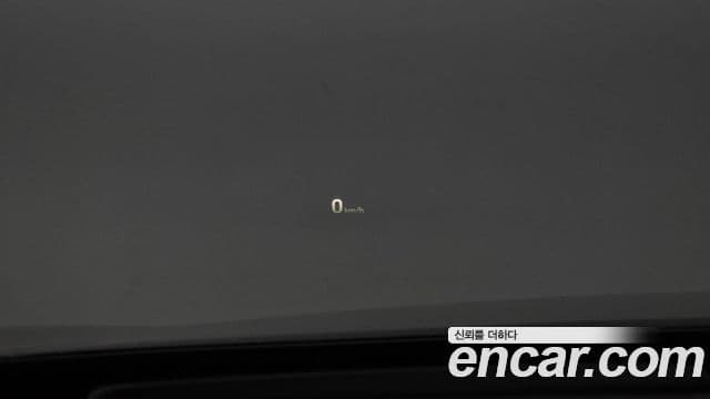 Genesis EQ900 Prestige, 2016 15